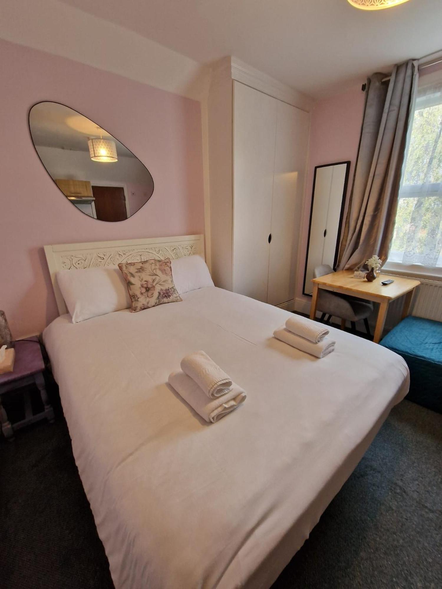 United Lodge Hotel London Bagian luar foto