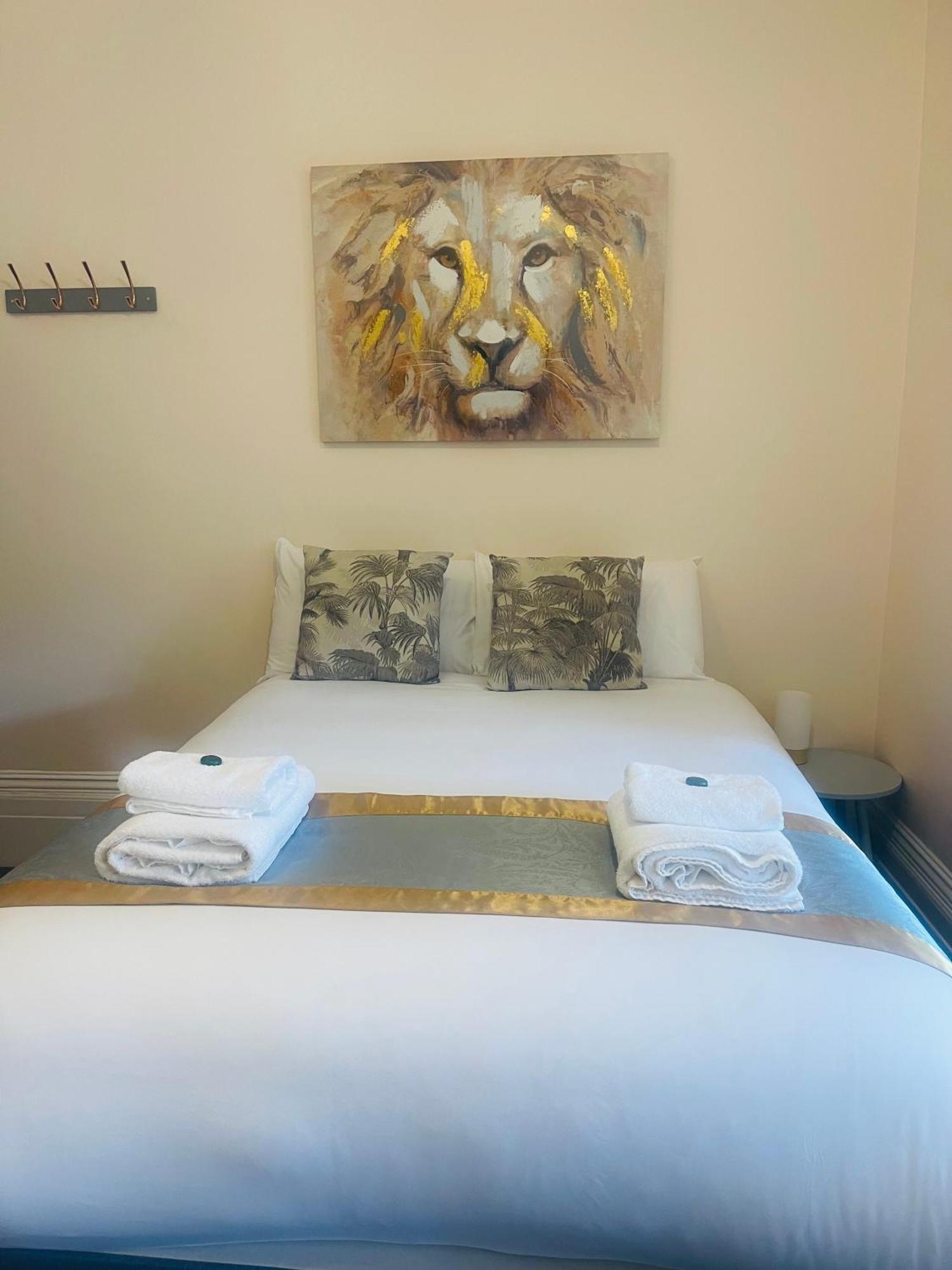 United Lodge Hotel London Bagian luar foto